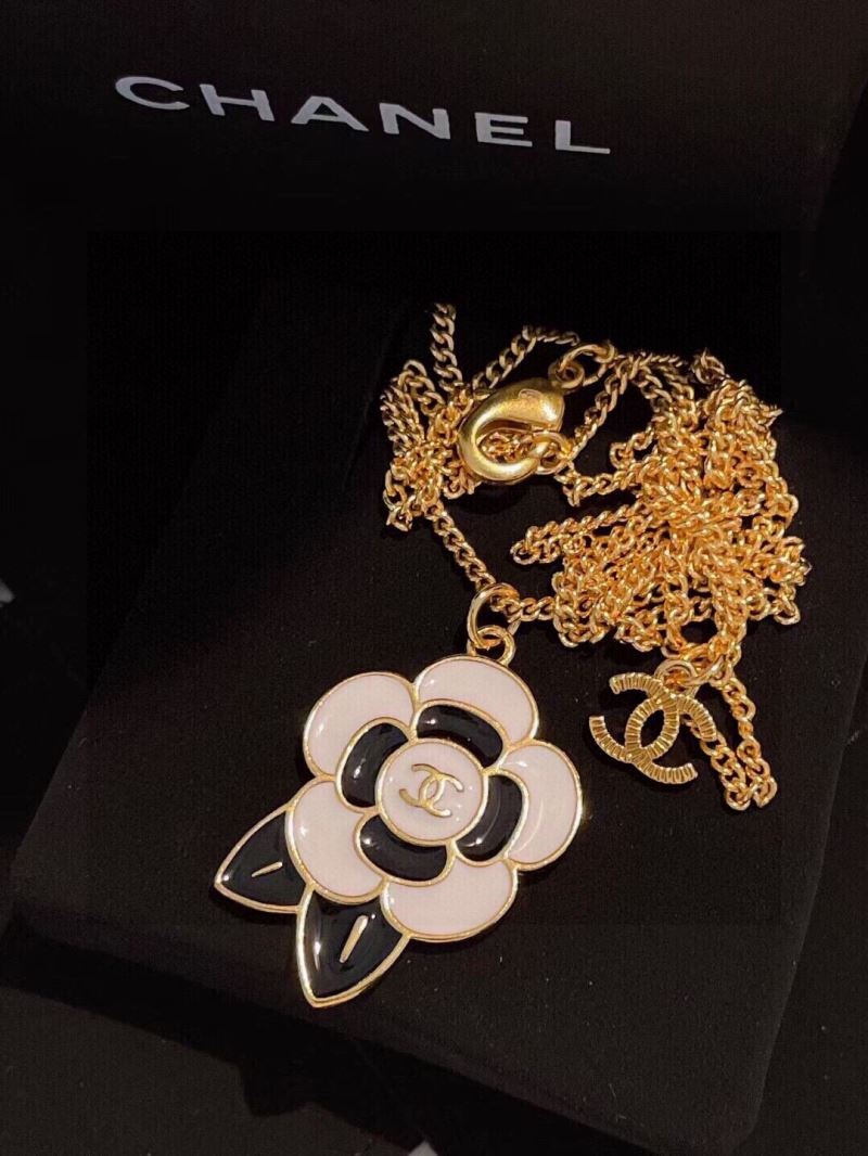 Chanel Necklaces